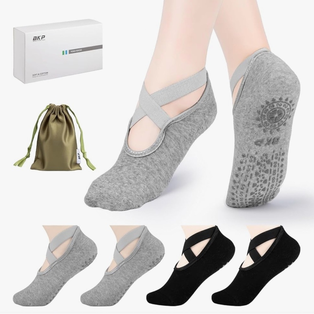 Yoga Socks Non-slip Grip Socks 2 Pack. Yoga, Pilates, Dance. Gift. Woman 5-10